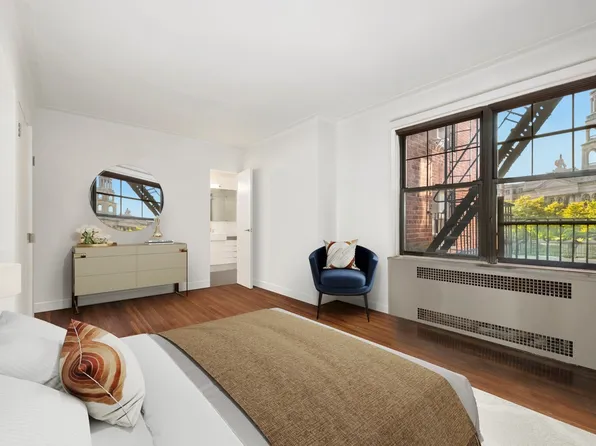 290 6th Avenue image 7 of 17