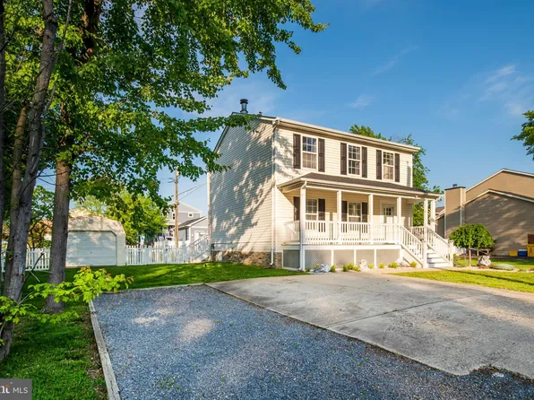 3693 Beach Drive Blvd, Edgewater, MD 21037