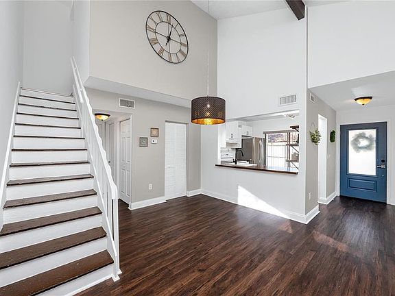 3rd image of 2095 Sunset Point Rd APT 2504