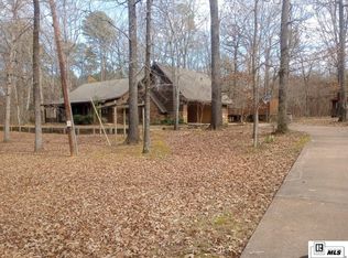 9016 Elmwood Dr, Bastrop, LA 71220