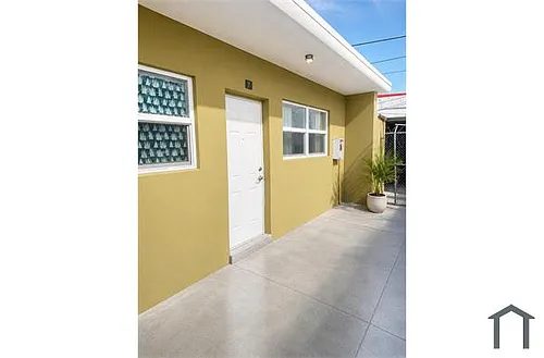 3090 SW 27th Ln #7 Photo 1
