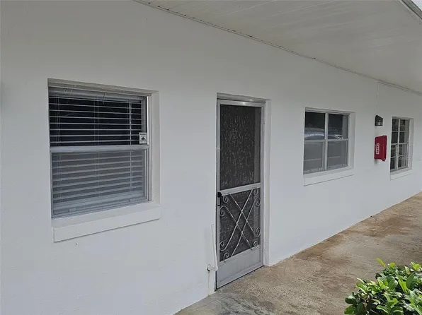 100 El Camino Dr APT 101, Winter Haven, FL 33884