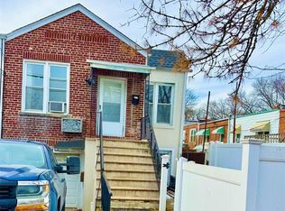 8762 Little Neck Pkwy FLOOR 2, Floral Park, NY 11001