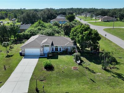 575 Bourse Cir, Lehigh Acres, FL, 33974