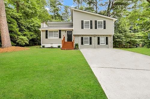 2nd image of 3868 Burnt Leaf Ln