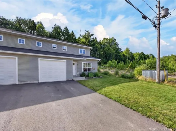 73 Dewitt Acres, Fredericton, NB E3A 6S3