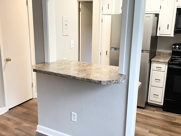 Highland Terrace — Photo 7