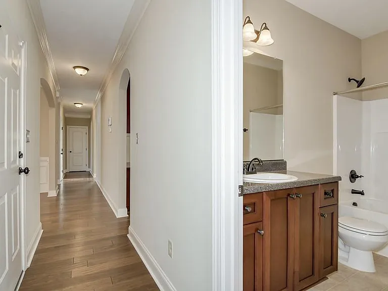 1567 Baldwin Lakes Dr — Photo 29