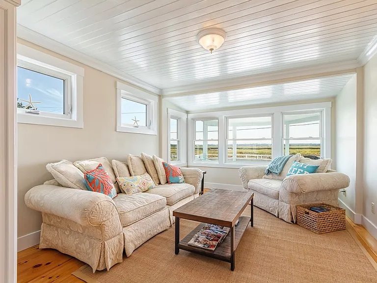 47 Sunset Dr #1 — Photo 12
