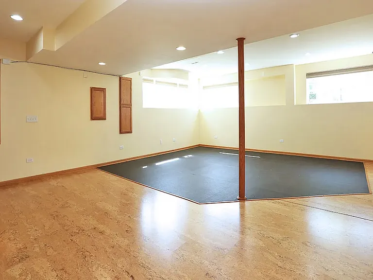 829 Clover Ridge Ln — Photo 30
