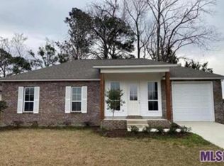 1636 Mary Evers Dr, Baton Rouge, LA 70810