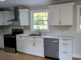 407 Crestview Ln, Valley, AL 36854