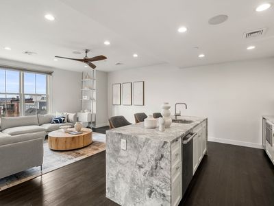 309 E St APT 46, Boston, MA, 02127