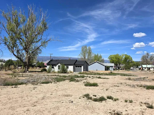 1045 & 1055 E 9th St, Delta, CO 81416