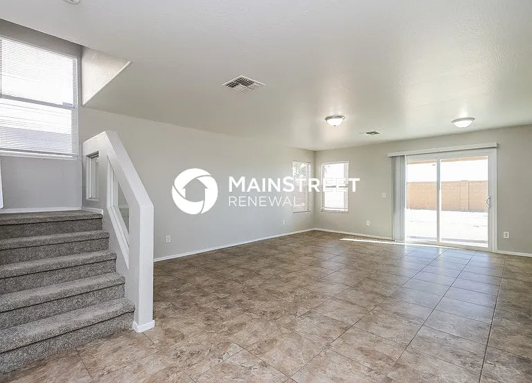 31805 N Sundown Dr — Photo 2