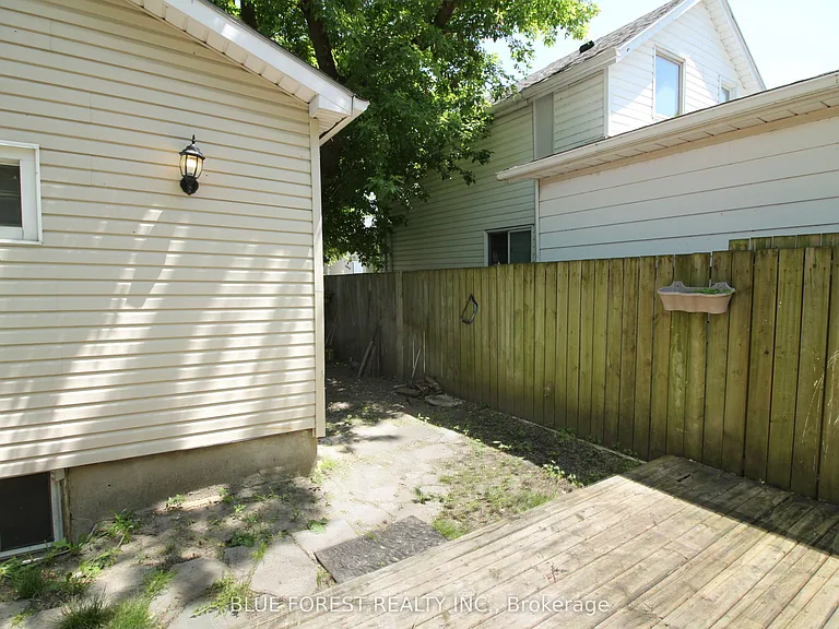 175 Davis St — Photo 19