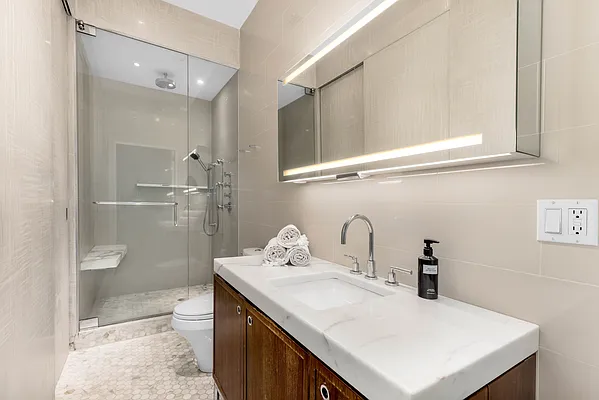 Sold by Douglas Elliman | media 14