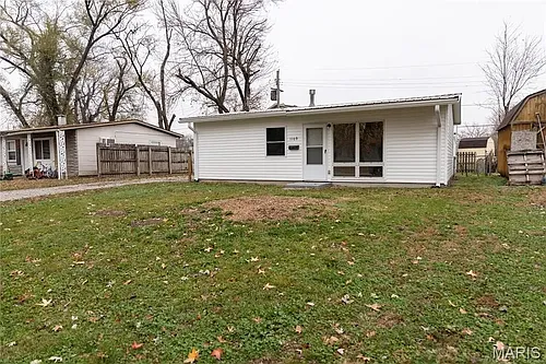 1109 Saint Helena Dr Photo 1