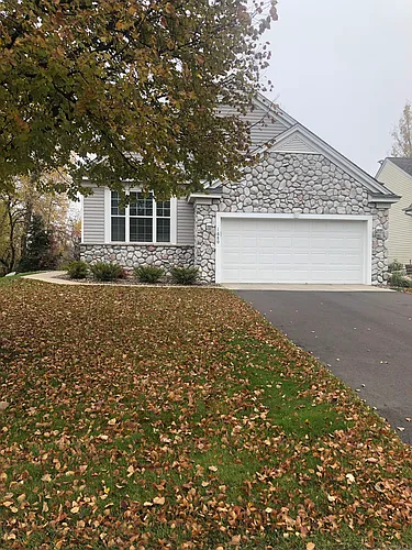 1680 Oakbrooke Ct Photo 1