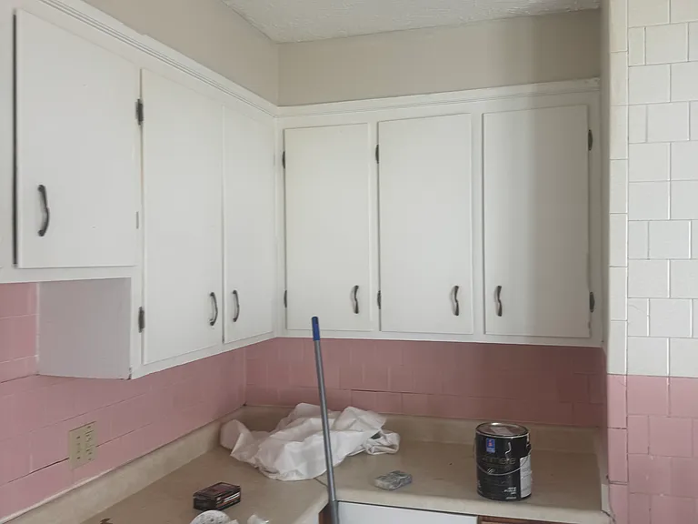 121 High Rock St — Photo 2