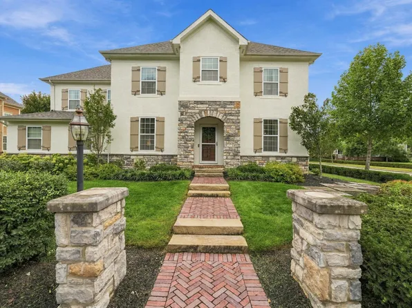 7123 Glacier Ridge Blvd, Dublin, OH 43017