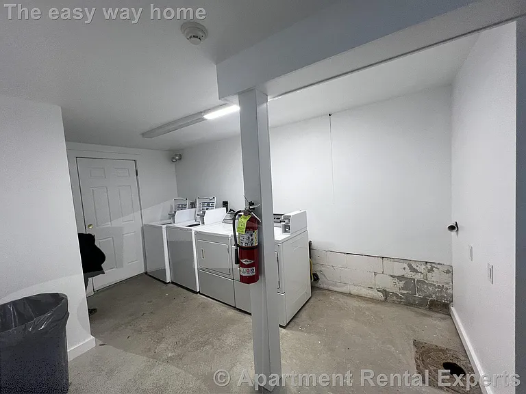 43 Ivaloo St #3 — Photo 12