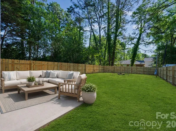 2406 Newland Rd, Charlotte, NC 28216