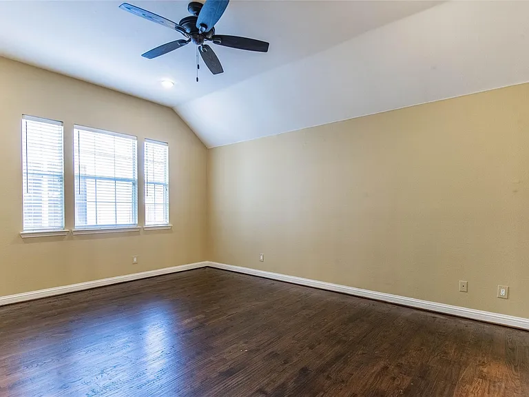 4313 Creekstone Dr — Photo 13