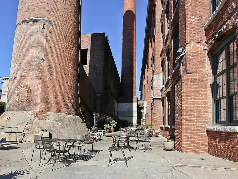 170 Boulevard 306 #H — Photo 23