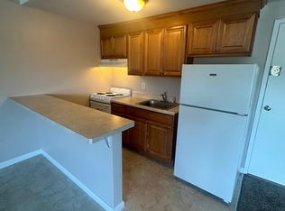 80 Simmons Rd #C2, East Hartford, CT 06118