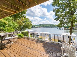 1922 Cherokee Rd, Lake Ozark, MO 65049