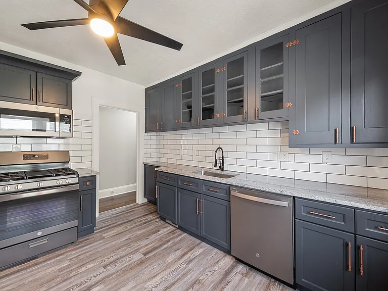 14521 Garfield Ave #2 — Photo 10
