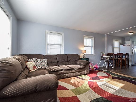 5th image of 1111 Chelsea Ave