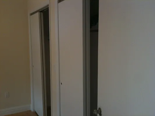 Rented by Astoria Realty | media 10