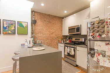 Rented by Nolita Group