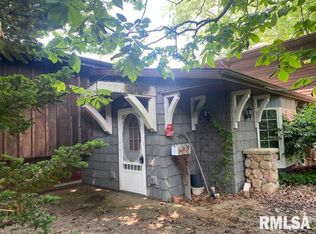 3538 W Capitol Dr, Peoria, IL