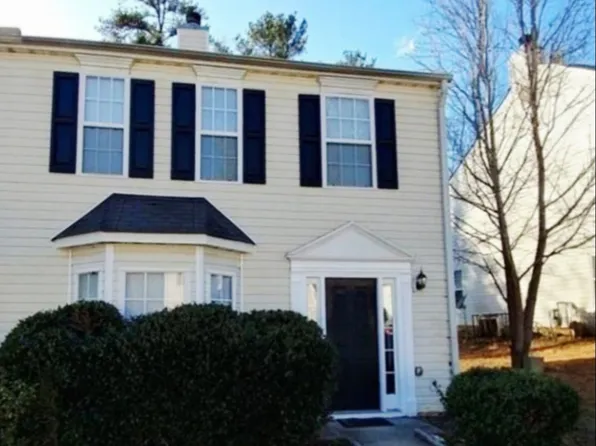 5595 Hampton Ct, College Park, GA 30349