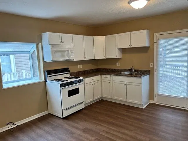 2 bed, $1,500 — Photo 3