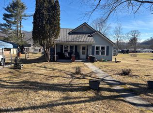 219 Oak St, Mountain City, TN 37683