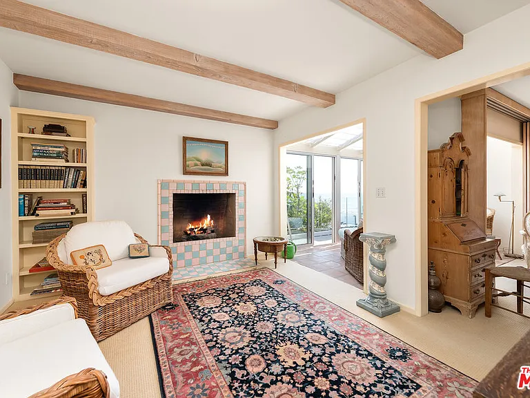 23752 Malibu Rd — Photo 23