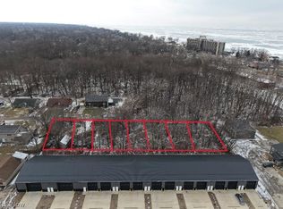 Lakeview Ave, Sheffield Lake, OH 44054