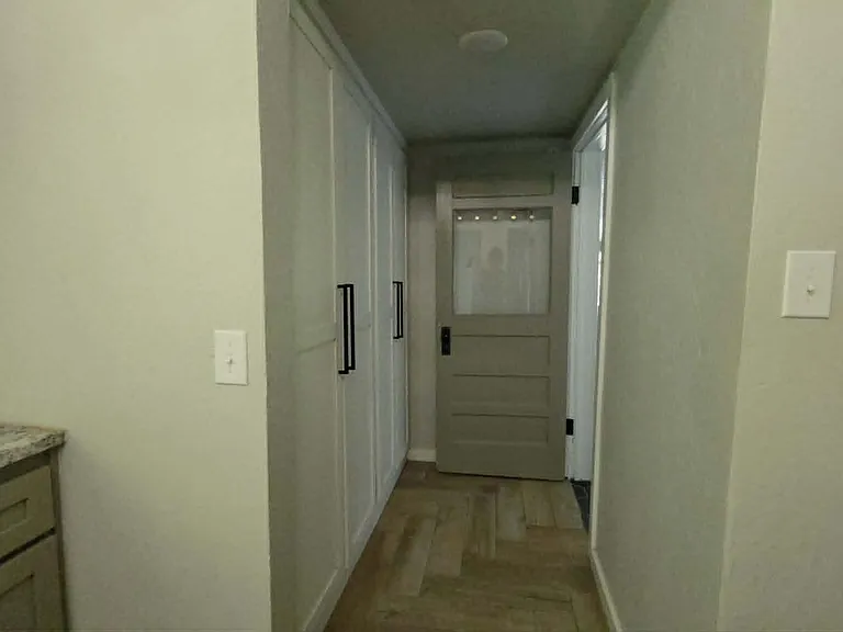 804 E Noble Ave — Photo 13