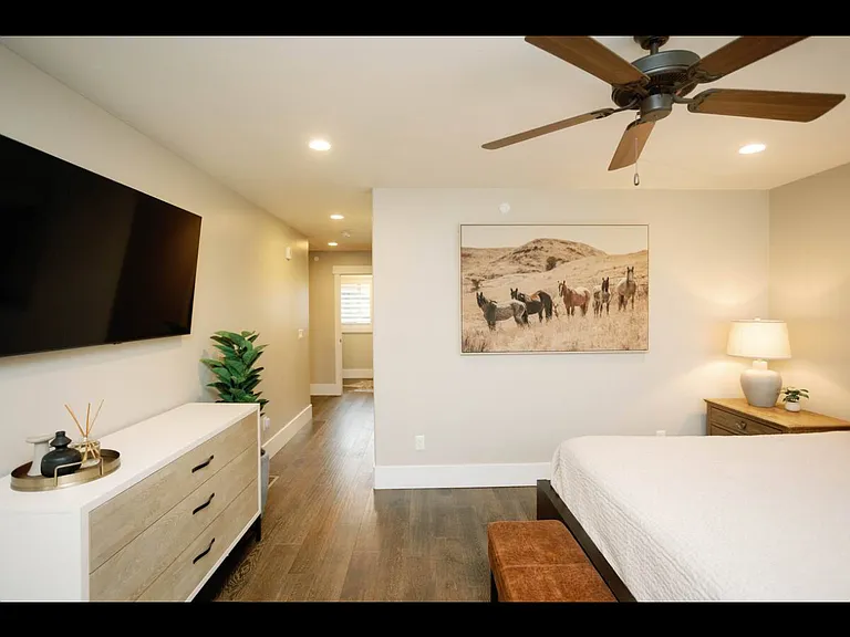 967 W Deep Powder Ct — Photo 2