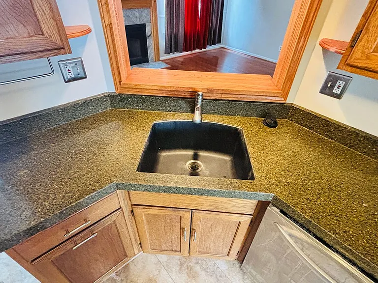 2427 Linksman Ln — Photo 11