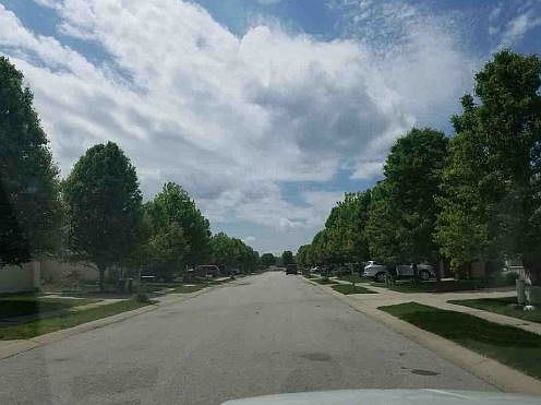 2nd image of 9688 Gibbon Ln