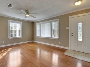 517 Demontluzin Ave, Bay Saint Louis, MS 39520