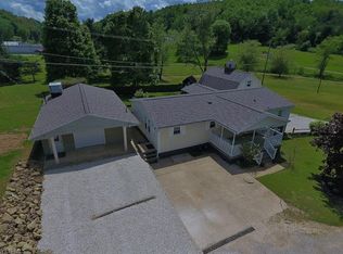 27 Lodge Rd, Sherrodsville, OH 44675