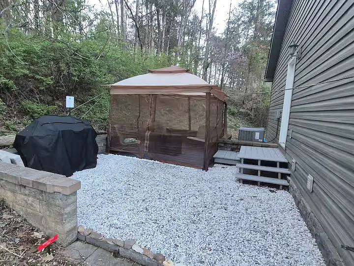 157 Magnolia Ct — Photo 2