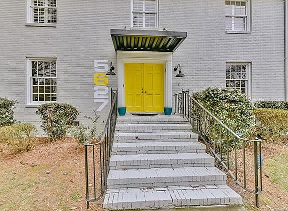 2nd image of 5627 Lansing Dr