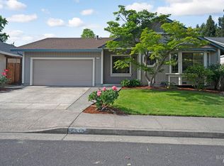 5730 Corbett Circle, Santa Rosa, CA 95403
